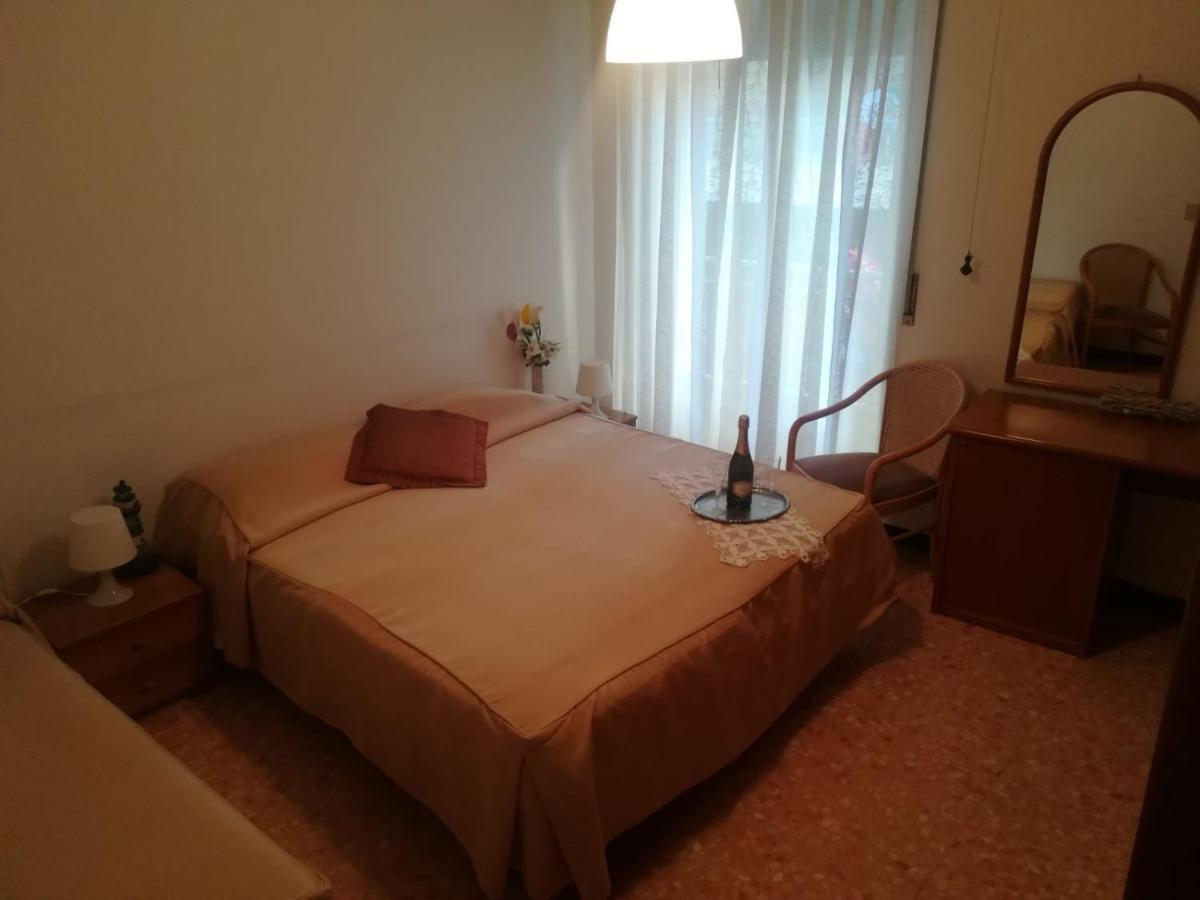 ألاسيو Hotel Olimpia الغرفة الصورة